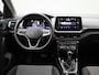 Volkswagen T-Cross 1.0 TSI Life Edition 116 PK | EM | Camera | Parkeersensoren | Keyless | 17" Lichtmetalen velgen | LED koplampen | | Apple Carplay | Android Auto | Airco | Adpative Cruise Control | Privacy Glas |