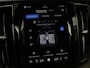 Volvo XC60 2.0 T6 Plug-in hybrid AWD Inscription | SOH 95,7 | Panoramadak | Head-Up | Leder | Trekhaak | Stoelverwarming | Harman/Kardon | Adaptive cruise | Keyless | Achterbankverwarming | PHEV