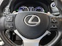 Lexus IS 300h Hybrid Business Line | Afneembare Trekhaak | Parkeersensoren | Stoelverwarming |