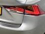 Lexus IS 300h Hybrid Business Line | Afneembare Trekhaak | Parkeersensoren | Stoelverwarming |