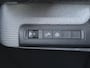 Citroën E-C3 Max 113pk 44 kWh / SOH 99% / Fabrieksgarantie tot 04-2027 / CCS snelladen / Achteruitrijcamera / Navigatie / Cruise control / Draadloze telefoon lader / Apple Carplay Android Auto / Climate control / Elektrische ramen voor en achter /
