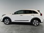 Kia Niro EV e-Niro DynamicPlusLine 64kWh 204pk | SOH 100% | 3-FASEN LADER | WARMTEPOMP | SCHUIF/KANTELDAK | NAVI | CAMERA | STOELVERW. |