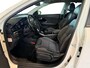 Kia Niro EV e-Niro DynamicPlusLine 64kWh 204pk | SOH 100% | 3-FASEN LADER | WARMTEPOMP | SCHUIF/KANTELDAK | NAVI | CAMERA | STOELVERW. |