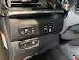Kia Niro EV e-Niro DynamicPlusLine 64kWh 204pk | SOH 100% | 3-FASEN LADER | WARMTEPOMP | SCHUIF/KANTELDAK | NAVI | CAMERA | STOELVERW. |