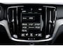 Volvo S60 B3 Automaat Inscription| Elektrisch verstelbare bestuurdersstoel met geheugen | 18" Lichtmetalen velgen | Stoel- en Stuurwielverwarming | Adaptieve Cruise Control met Pilot Assist | Park Assist voor & achter | Parkeercamera achter