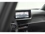 Peugeot e-2008 EV Allure 54 kWh | SOH 97,2% | 360 Camera | Dodehoekdetectie | 11 KW Lader | Apple Carplay