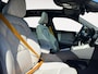 Polestar 2 Long Range Dual Motor Performance Plus 82 kWh Uniek 469PK | Gele gordels + klauwen | Full leather | Glassroof | Stoelverwarming + verkoeling |