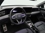 Volkswagen Tiguan 1.5 eHybrid 272 Pk Automaat R-Line Edition | Black Style | Panoramadak | Stoelverwarming | Trekhaak | Adaptive Cruise | 360° Camera | CarPlay | 20 Inch | 13.549 Km !!