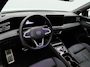 Volkswagen Tiguan 1.5 eHybrid 272 Pk Automaat R-Line Edition | Black Style | Panoramadak | Stoelverwarming | Trekhaak | Adaptive Cruise | 360° Camera | CarPlay | 20 Inch |