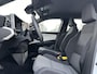 Renault R5 Night & Day 40kWh 120pk | Stoelverw. | DC Snellader | Dakstikker R5 | NL Auto |