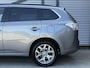 Mitsubishi Outlander 2.0 PHEV Instyle 2e Eigenaar|Navi|Clima|Cruise|Pano|Trekhaak|Camera|PDC V+A|Stoelverw|N.A.P|APK tot 03-2027