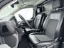 Peugeot e-Expert L3 Premium 50 kWh 136 pk | Schuifdeur Links en Rechts | Houtenvloerplaat | Cruise Control | Navigatie | Parkeersensoren Achter | 17inch Lichtmetalen Velgen