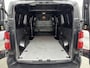 Peugeot e-Expert L3 Premium 50 kWh 136 pk | Schuifdeur Links en Rechts | Houtenvloerplaat | Cruise Control | Navigatie | Parkeersensoren Achter | 17inch Lichtmetalen Velgen