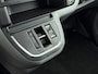 Peugeot e-Expert L3 Premium 50 kWh 136 pk | Schuifdeur Links en Rechts | Houtenvloerplaat | Cruise Control | Navigatie | Parkeersensoren Achter | 17inch Lichtmetalen Velgen