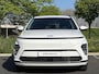 Hyundai Kona Electric Comfort Smart 48.4kWh 156pk | NAVIGATIE | STOEL + STUURVERWARMING | APPLE CARPLAY / ANDROID AUTO | CAMERA | ADAPTIVE CRUISE |