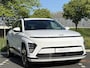 Hyundai Kona Electric Comfort Smart 48.4kWh 156pk | NAVIGATIE | STOEL + STUURVERWARMING | APPLE CARPLAY / ANDROID AUTO | CAMERA | ADAPTIVE CRUISE |