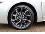 Toyota Corolla Hybrid 180 Executive, Nieuw en uit voorraad leverbaar met € 6.200, - voordeel, Stoel & Stuurverwarming, Parkeersensoren voor en achter, Head Up Display,Nieuw en direct leverbaar!