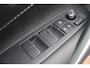 Toyota Corolla Hybrid 140 Dynamic Nieuw en uit voorraad leverbaar met € 3.000,- voordeel ,Parkeersensoren Voor & Achter, Adaptief Cruise & Climate Control, Apple Carplay / Android Auto, Nieuw en direct beschikbaar!