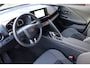 Toyota C-HR / C-HR+ 1.8 Hybrid 140 Dynamic Nieuw en direct leverbaar met € 3.500, - voordeel Dodehoekdetectie, Parkeersensoren Voor & Achter, Adaptief Cruise & Climate Control, Apple Carplay / Android Auto, Nieuw