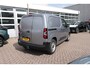 Toyota ProAce City 50 kWh 136pk Challenger Apple & Android auto, Cruise controle, Stoelverwarming, Parkeer sensoren, Laadvloer, Demo voordeel!