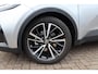 Toyota C-HR / C-HR+ 220 Plug-In Executive, Next Gen Pack JBL, Navi, Pano dak, Stoel en stuurverwarming.