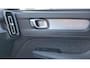 Volvo XC40 1.5 T5 Recharge Inscription Expression 19” All seasons Wielen - Lighting Pack – Climate - Privacy Glass – Parking Pack - Camera achter - PDC voor en achter - 1800 KG Trekgewicht - Alarm