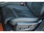 Volvo XC40 B3 177PK Plus Dark | Harman & Kardon | Panormadak | Elektrisch verstelbare stoelen | All season banden
