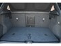 Volvo XC40 B3 177PK Plus Dark | Harman & Kardon | Panormadak | Elektrisch verstelbare stoelen | All season banden