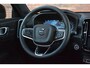 Volvo XC40 B3 177PK Plus Dark | Harman & Kardon | Panormadak | Elektrisch verstelbare stoelen | All season banden
