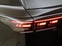 Volkswagen Tiguan 1.5 eHybrid R-Line Business | SoH 95% | Panoramadak | Lederen bekleding ‘Varenna’ | Trekhaak | Harman/kardon | 360 camera | Head-up display | Adaptieve demping | Black style |