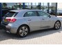 Mercedes-Benz A-klasse 200 AUT7 Luxury Line PANORAMADAK LEDER SFEER CARPLAY KEY-LESS GO