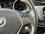 Alfa Romeo Giulietta 1.4 Turbo MultiAir Super | Electrisch panorama/schuifdak | Cruise control | DAB | Airconditioning | 18'' LMV