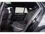 BMW 5-Serie Touring 530i High Executive M Sport - Panoramdak - Driving Assistant Professional - head up - Comfortstoelen - Stoelverwarming voor/achter - Comfort Access - BMW Laserlight - Interieurvoorverwarming -