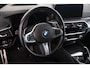 BMW 5-Serie Touring 530i High Executive M Sport - Panoramdak - Driving Assistant Professional - head up - Comfortstoelen - Stoelverwarming voor/achter - Comfort Access - BMW Laserlight - Interieurvoorverwarming -