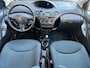Toyota Yaris 1.3 VVT-i S-Line Airco / NAP / APK 05-2027