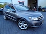 Volkswagen Tiguan 2.0 TSI | 4Motion | PANODAK | TREKHAAK | CAMERA | CRUISE |