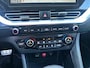 Kia Niro Hybrid 1.6i DynamicPlusLine 1e Eigenaar | Dealer onderhouden | Keyless entry & start | Metallic lak | Stuur & stoelverwarming | Fabrieksgarantie t/m 25-3-2029 + 3x 1 jaar* | NAP |