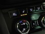 Skoda Superb Combi 1.4TSIiV 160kW/218PK Business Edition DSG · Panoramadak · Trekhaak · Apple/Android Car Play ·
