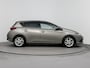 Toyota Auris 1.8 Hybrid Lease | Trekhaak | Panoramadak | Parkeercamera | Cruise Control |
