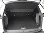 Peugeot e-2008 EV Allure 50 kWh | Adaptive cruise control | Navigatie | Achteruitrijcamera | Lichtmetalen velgen | 3 Fase | Extra getint glas | Keyless start | Stoelverwarming