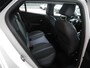 Peugeot e-2008 EV Allure 50 kWh | Adaptive cruise control | Navigatie | Achteruitrijcamera | Lichtmetalen velgen | 3 Fase | Extra getint glas | Keyless start | Stoelverwarming