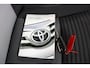 Toyota Yaris 1.5 Hybrid Dynamic | Apple Carplay/Android Auto | Stoelverwarming | Parkeercamera | Lichtmetalen-Velgen |