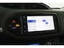 Toyota Yaris 1.5 Hybrid Dynamic | Apple Carplay/Android Auto | Stoelverwarming | Parkeercamera | Lichtmetalen-Velgen |