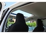 Volkswagen Up! 1.0 White up! Navi//Pano//Stoelverwarming!!