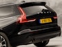 Volvo V60 2.0 B3 Sport 177Pk Automaat (APPLE CARPLAY, GROOT NAVI, PARKEERSENSOREN, GETINT GLAS, SPORTSTOELEN, DAKRAILS ZWART, LED KOPLAMPEN, NIEUWE APK, NIEUWSTAAT)