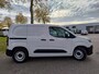 Opel Combo-e Electric L1 50 kWh 136pk | 8 jaar garantie | 0% financial lease | 2-zits | Multimedia | Draadloze Apple Carplay | Android Auto | Achteruitrijcamera | Parkeersensoren achter | Digital cockpit | Stuurwielbediening | Bestuurdersstoel comfort | van €29.665 voor €25.875 ex. BTW
