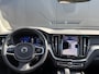 Volvo XC60 2.0 T6 Plug-in hybrid AWD Plus Dark intellisafe/ 360 camera / 2 elektrische stoelen/ schuifdak/ 20 inch/ trekhaak