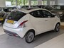 Lancia Ypsilon 0.9 TwinAir Platinum Automaat Panoramadak, Airco, Cruise Control, Stuurbekrachtiging