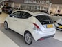 Lancia Ypsilon 0.9 TwinAir Platinum Automaat Panoramadak, Airco, Cruise Control, Stuurbekrachtiging