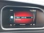 Volvo V40 1.5 T3 152PK Geartronic (Automaat) R-Design | LENTEDEALS | Climate control | Navigatie | 18" LM-velgen | Trekhaak (1500kg) | Stoelverwarming v+a